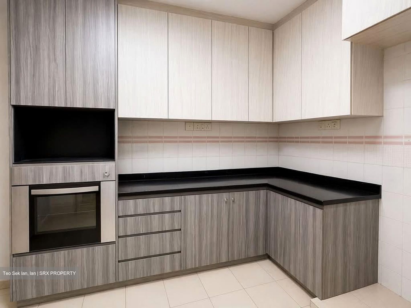 Blk 208 Choa Chu Kang Central (Choa Chu Kang), HDB Executive #549940221